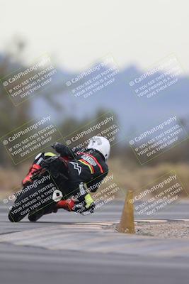 media/Sep-21-2025-Race Pace (Sun) [[98bf33ef95]]/Verified/2-Turn 2 Backside (835am)/